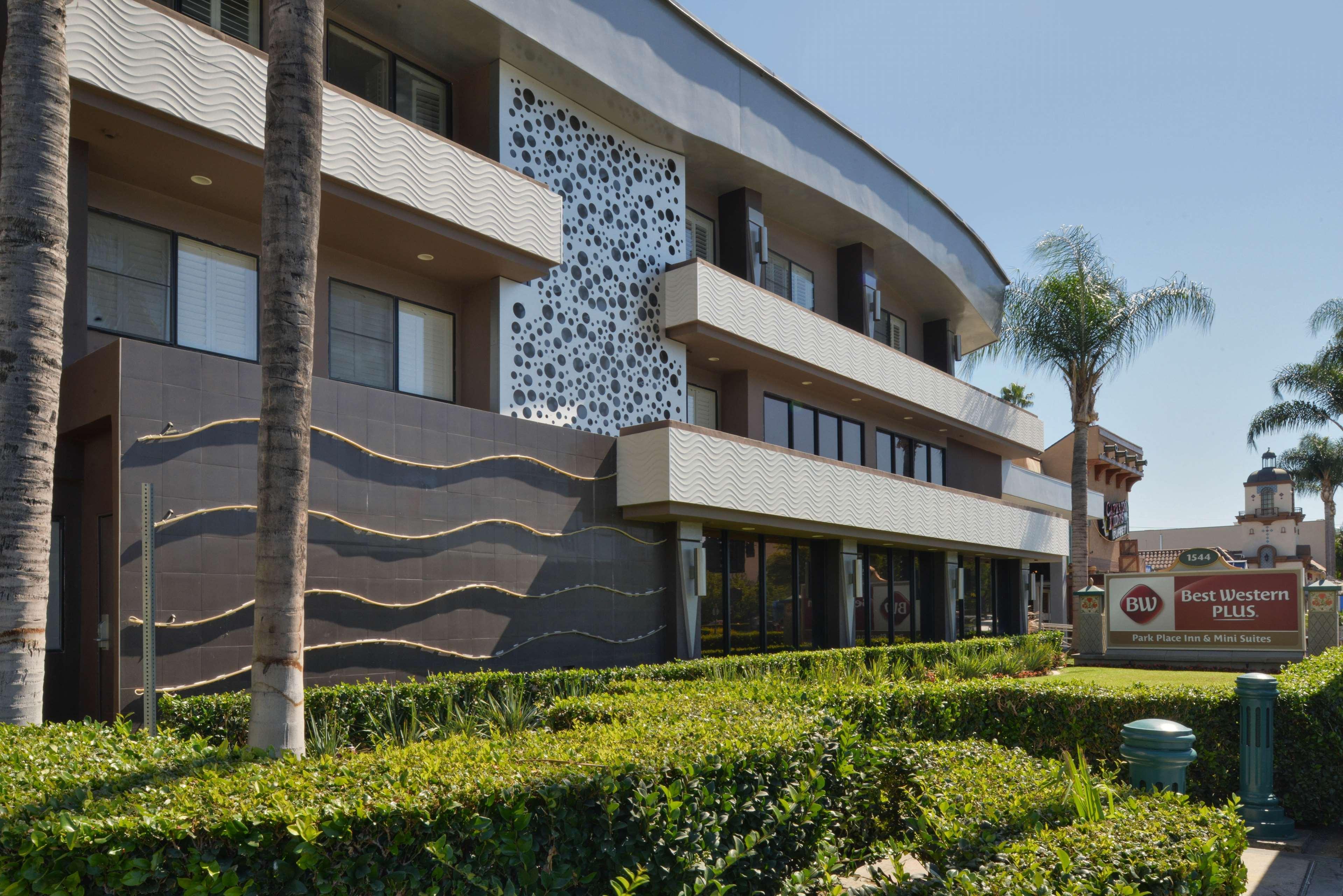 Best Western Plus Park Place Inn - Mini Suites Anaheim Exterior photo