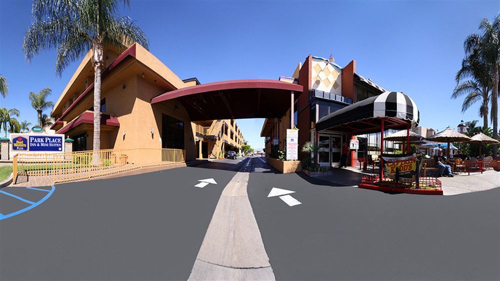 Best Western Plus Park Place Inn - Mini Suites Anaheim Exterior photo